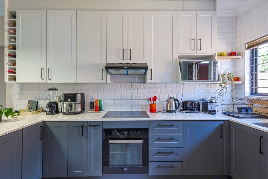 3 Bedroom Property for Sale in Equestria Gauteng