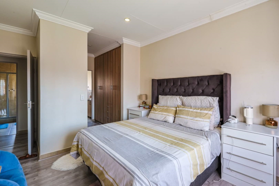 3 Bedroom Property for Sale in Equestria Gauteng