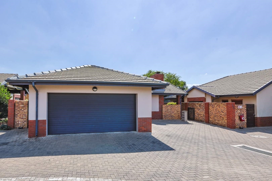 3 Bedroom Property for Sale in Equestria Gauteng