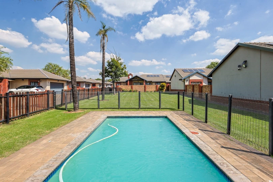 3 Bedroom Property for Sale in Equestria Gauteng