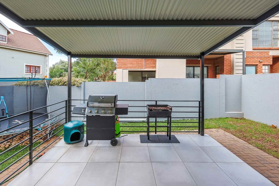 3 Bedroom Property for Sale in Olympus AH Gauteng