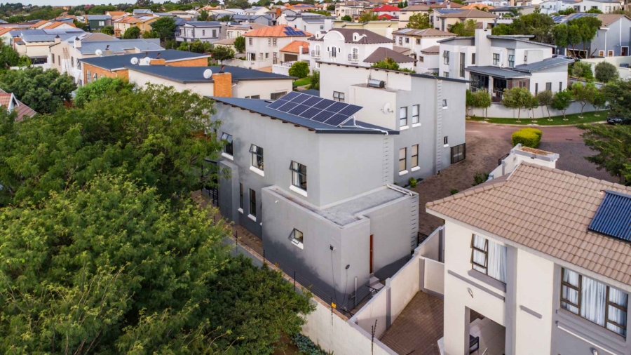 3 Bedroom Property for Sale in Olympus AH Gauteng