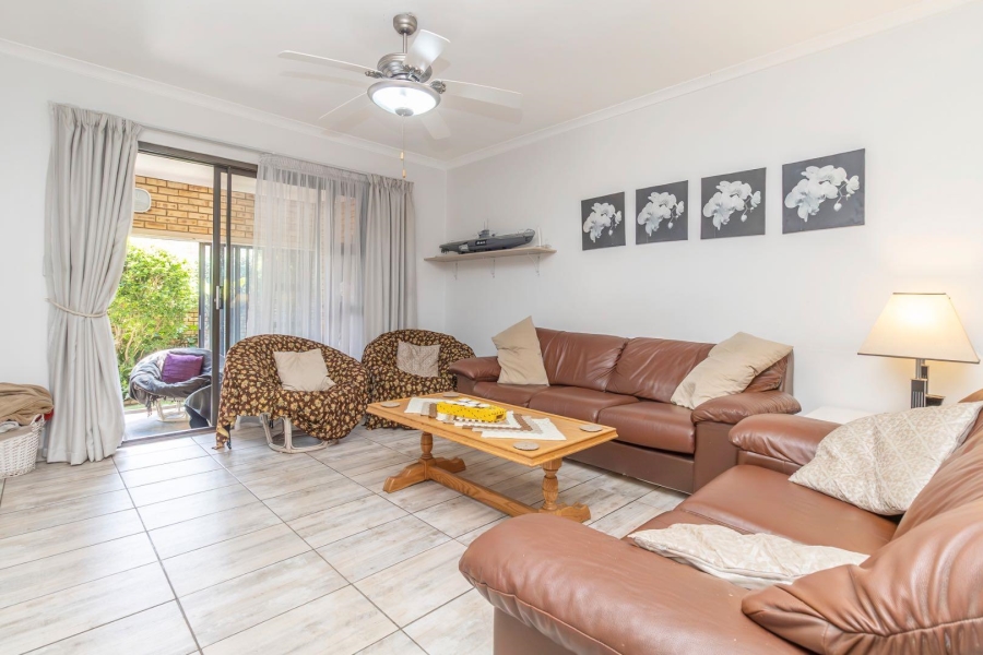 3 Bedroom Property for Sale in Honeydew Manor Gauteng