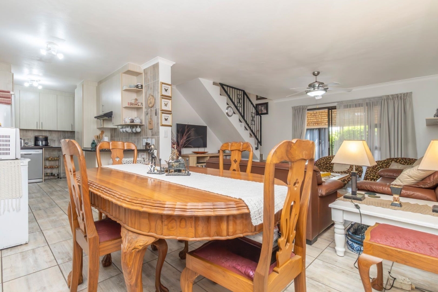 3 Bedroom Property for Sale in Honeydew Manor Gauteng