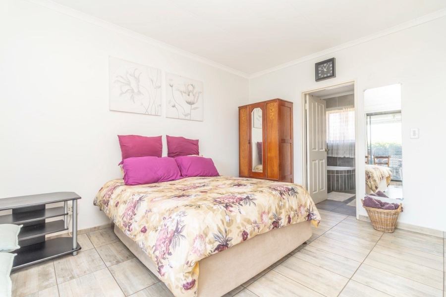 3 Bedroom Property for Sale in Honeydew Manor Gauteng