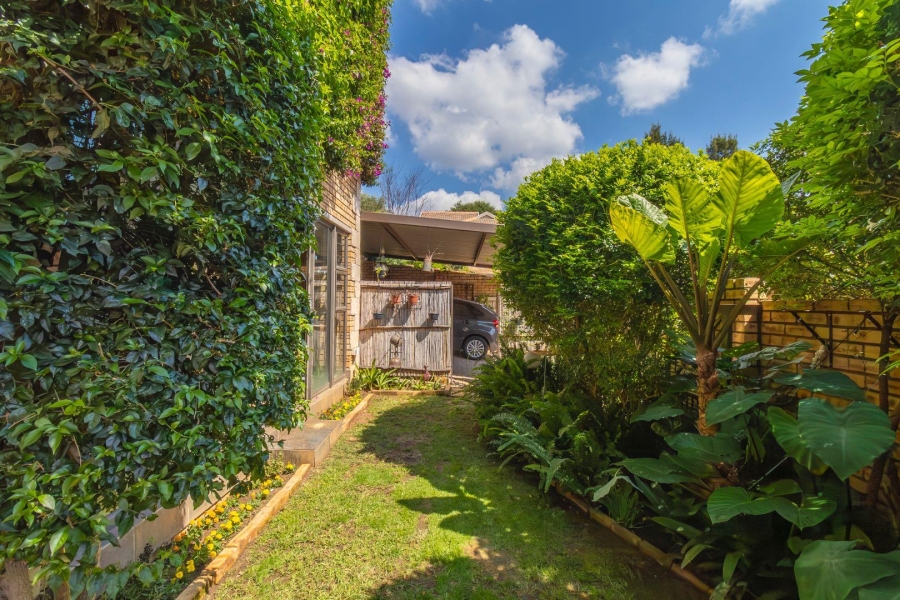 3 Bedroom Property for Sale in Honeydew Manor Gauteng