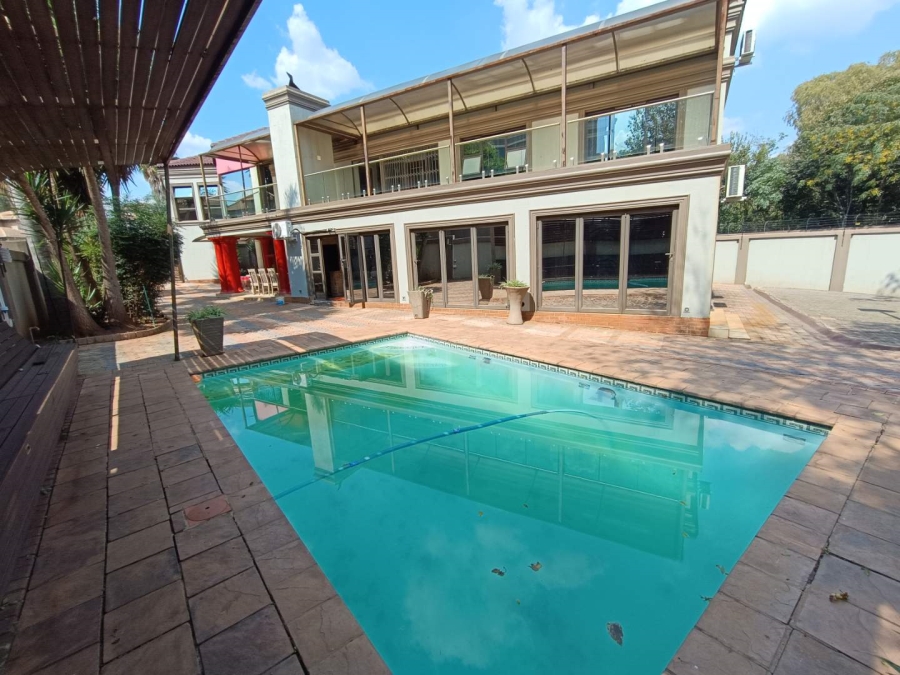 7 Bedroom Property for Sale in Raslouw A H Gauteng