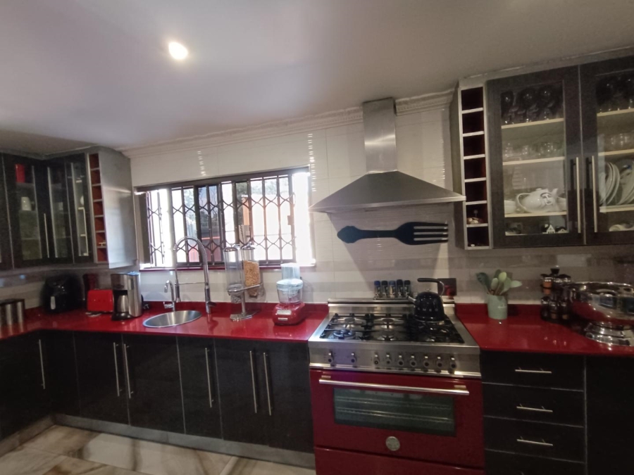 7 Bedroom Property for Sale in Raslouw A H Gauteng