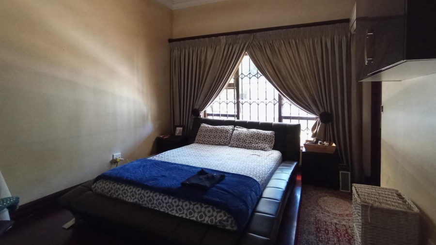 7 Bedroom Property for Sale in Raslouw A H Gauteng