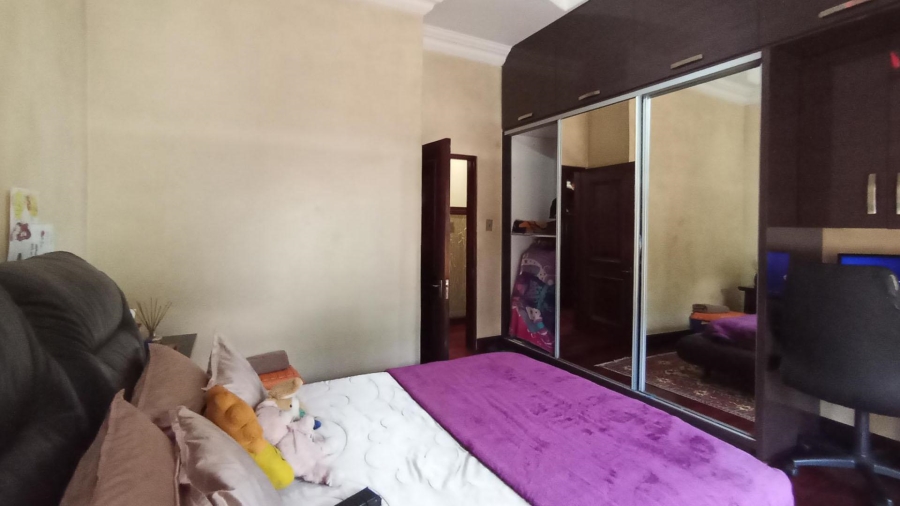 7 Bedroom Property for Sale in Raslouw A H Gauteng