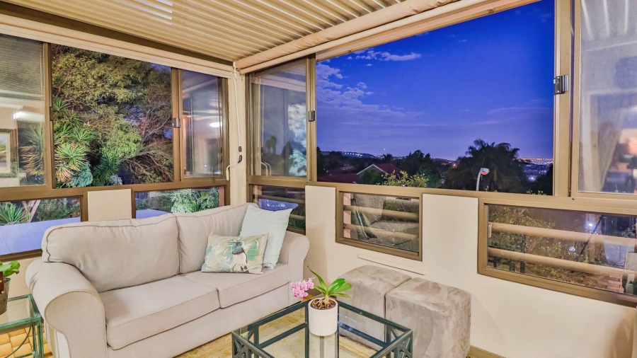 6 Bedroom Property for Sale in Glenvista Gauteng