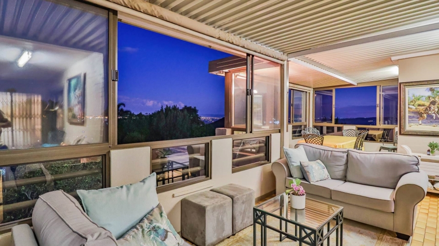 6 Bedroom Property for Sale in Glenvista Gauteng