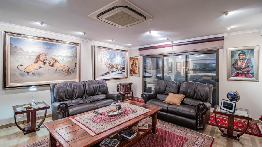 6 Bedroom Property for Sale in Glenvista Gauteng