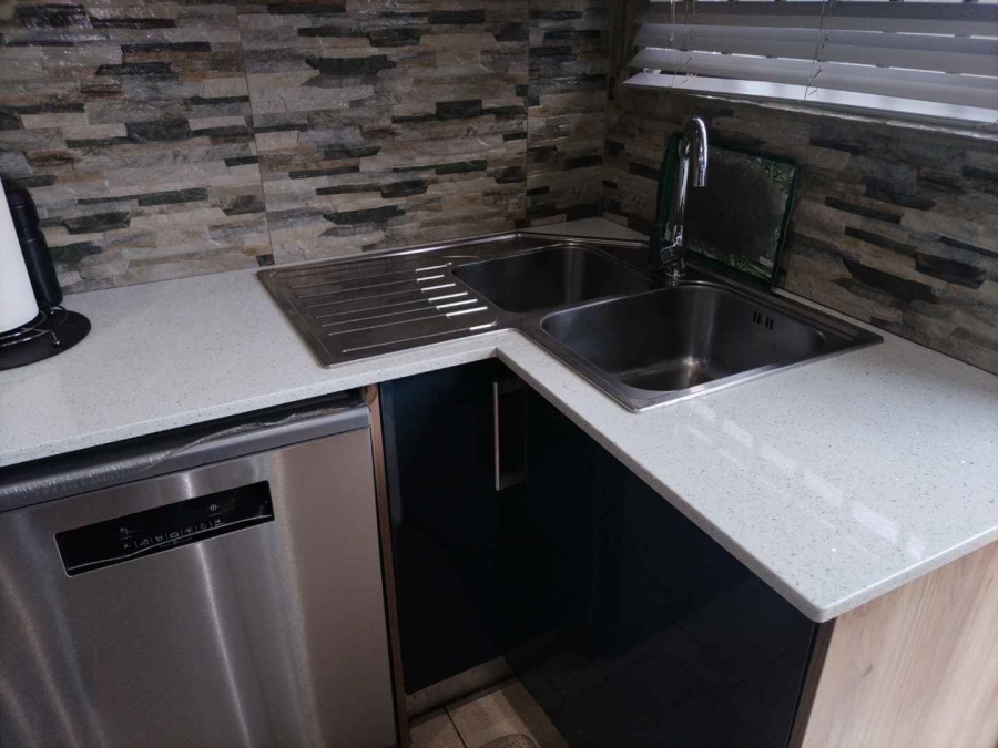 3 Bedroom Property for Sale in Protea Glen Gauteng