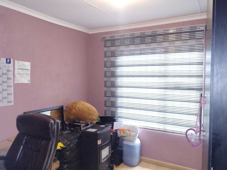 3 Bedroom Property for Sale in Protea Glen Gauteng