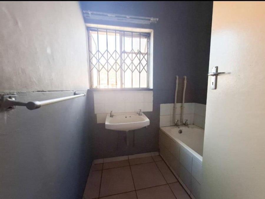 3 Bedroom Property for Sale in Westonaria Gauteng
