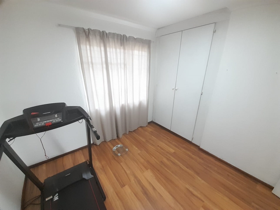 6 Bedroom Property for Sale in Noordwyk Gauteng