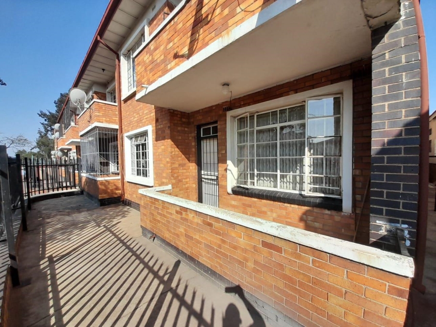2 Bedroom Property for Sale in Germiston South Gauteng