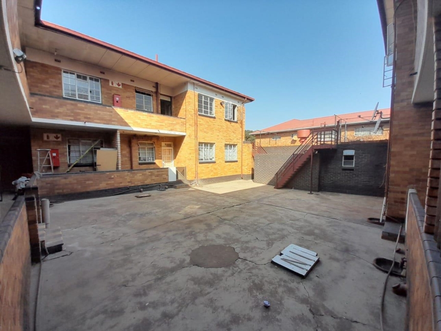 2 Bedroom Property for Sale in Germiston South Gauteng