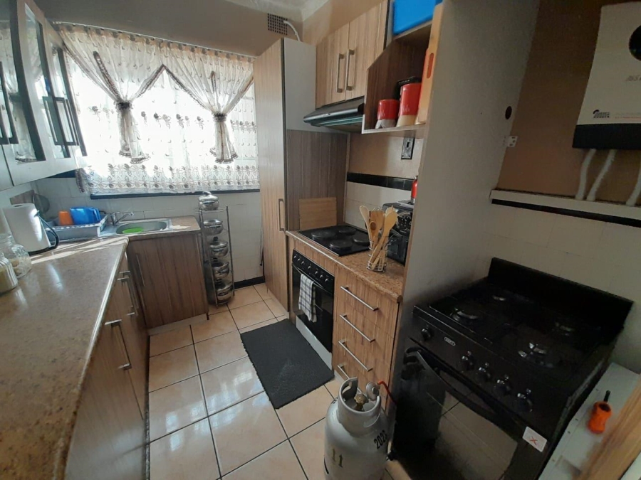 2 Bedroom Property for Sale in Germiston South Gauteng