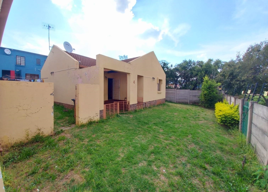2 Bedroom Property for Sale in Elandspoort Gauteng