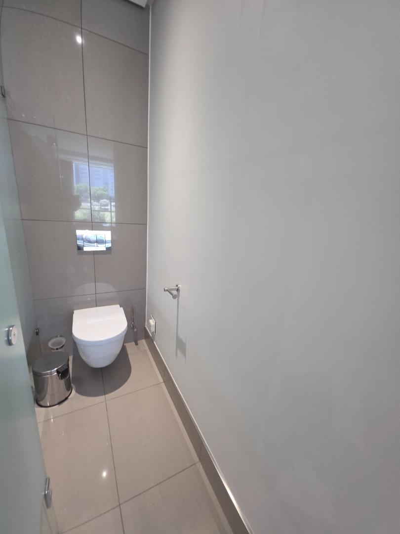 To Let 2 Bedroom Property for Rent in Sandown Gauteng