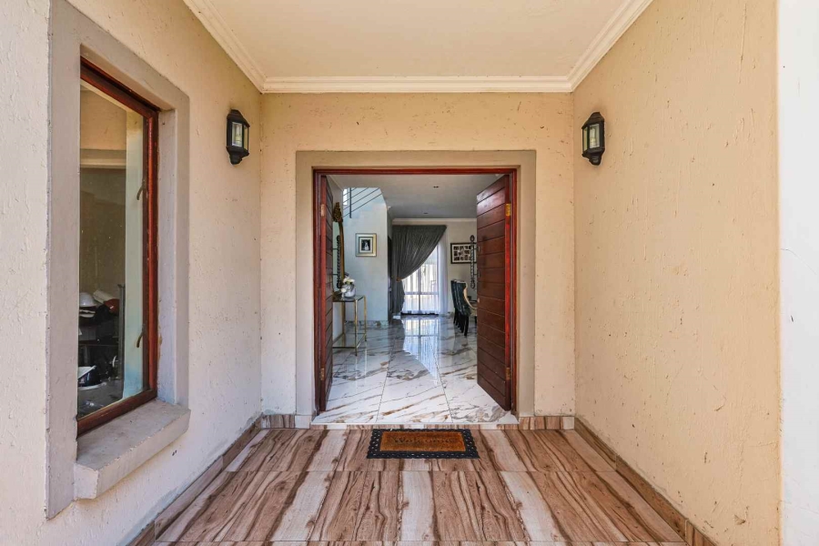 To Let 4 Bedroom Property for Rent in Silver Lakes Golf Estate Gauteng