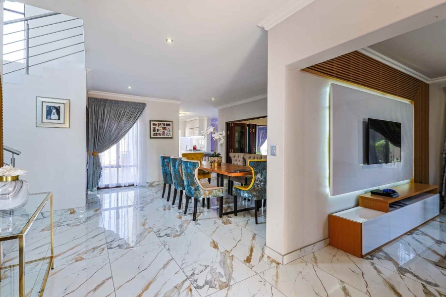 To Let 4 Bedroom Property for Rent in Silver Lakes Golf Estate Gauteng