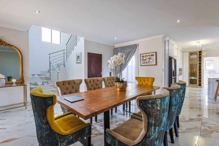 To Let 4 Bedroom Property for Rent in Silver Lakes Golf Estate Gauteng