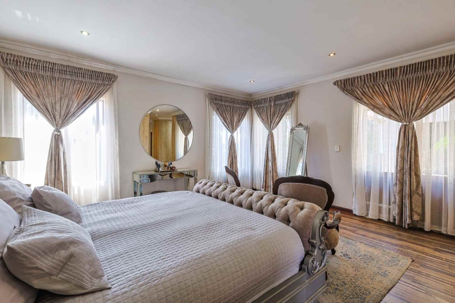 To Let 4 Bedroom Property for Rent in Silver Lakes Golf Estate Gauteng