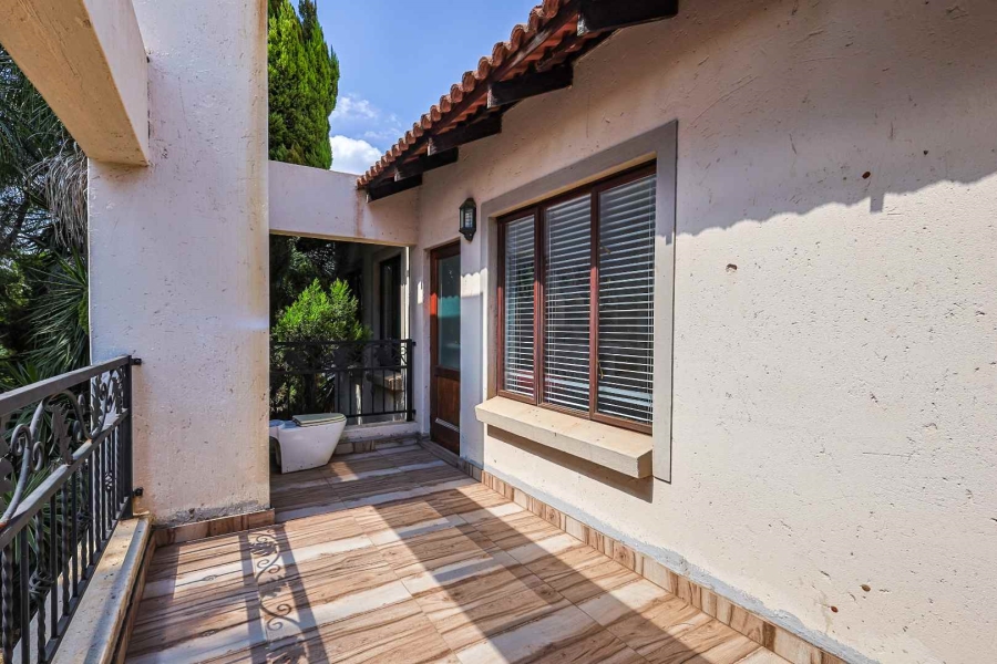 To Let 4 Bedroom Property for Rent in Silver Lakes Golf Estate Gauteng