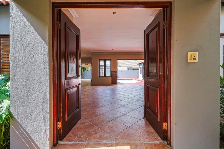 To Let 4 Bedroom Property for Rent in Silver Stream Estate Gauteng