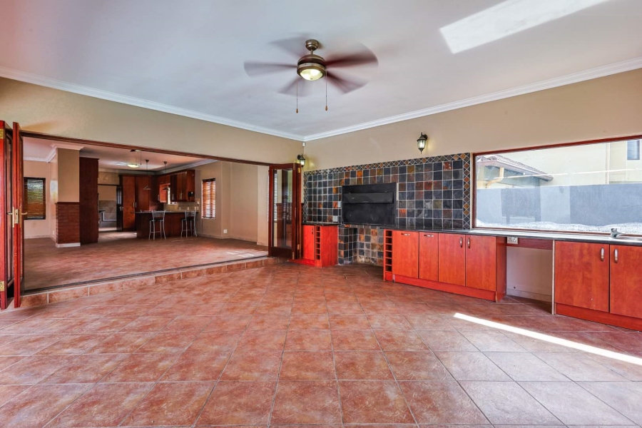 To Let 4 Bedroom Property for Rent in Silver Stream Estate Gauteng