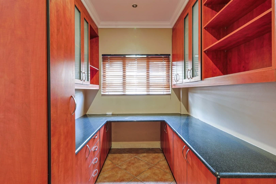 To Let 4 Bedroom Property for Rent in Silver Stream Estate Gauteng