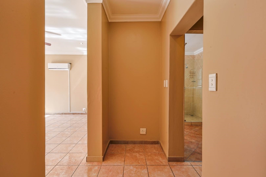 To Let 4 Bedroom Property for Rent in Silver Stream Estate Gauteng