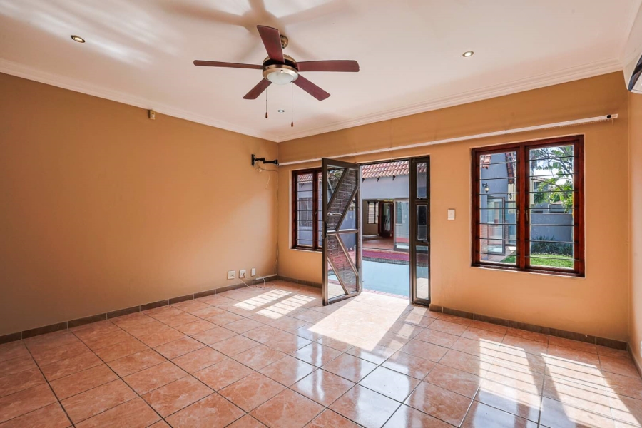 To Let 4 Bedroom Property for Rent in Silver Stream Estate Gauteng