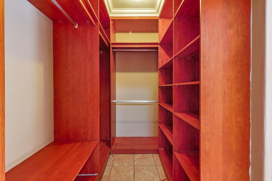 To Let 4 Bedroom Property for Rent in Silver Stream Estate Gauteng