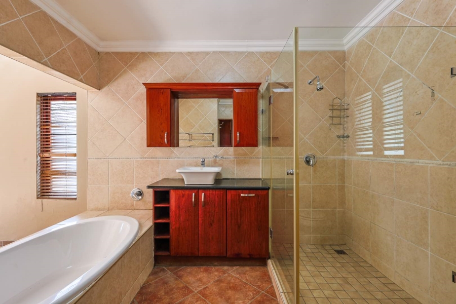 To Let 4 Bedroom Property for Rent in Silver Stream Estate Gauteng