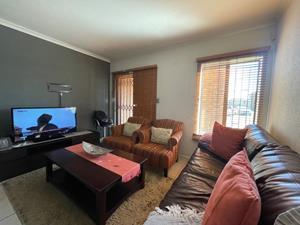 2 Bedroom Property for Sale in Edleen Gauteng