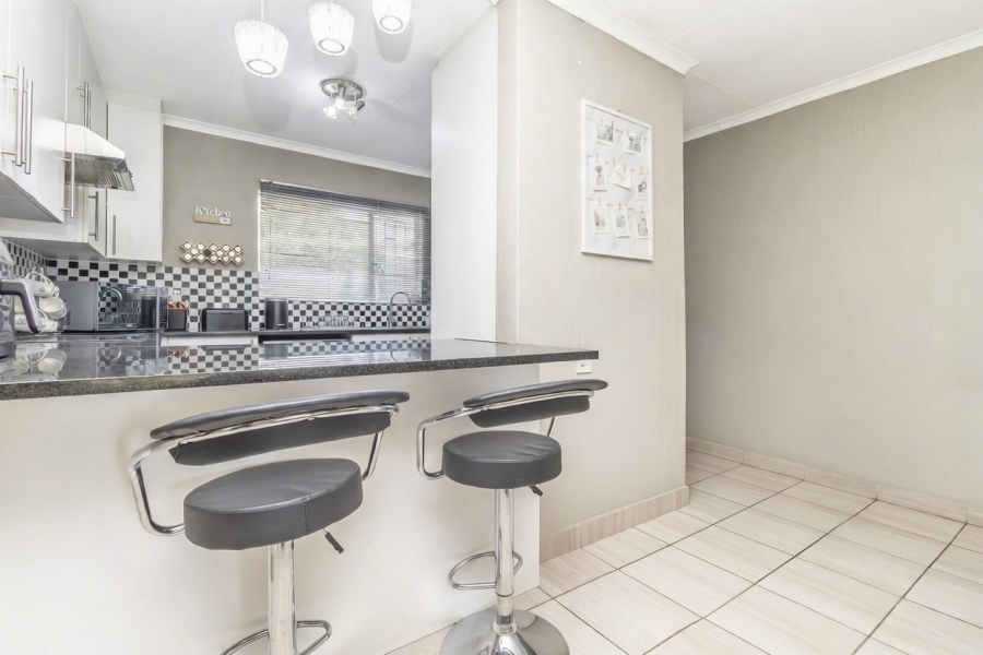 2 Bedroom Property for Sale in Northwold Gauteng