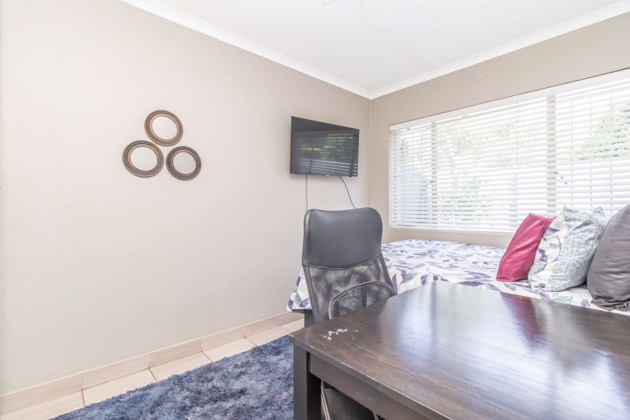 2 Bedroom Property for Sale in Northwold Gauteng