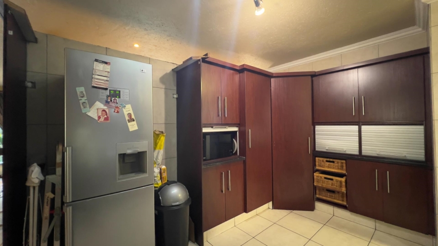 3 Bedroom Property for Sale in Midstream Estate Gauteng