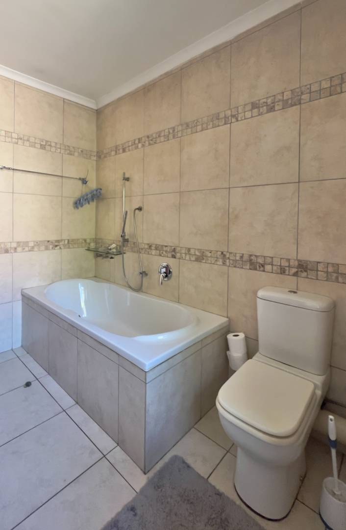 3 Bedroom Property for Sale in Midstream Estate Gauteng