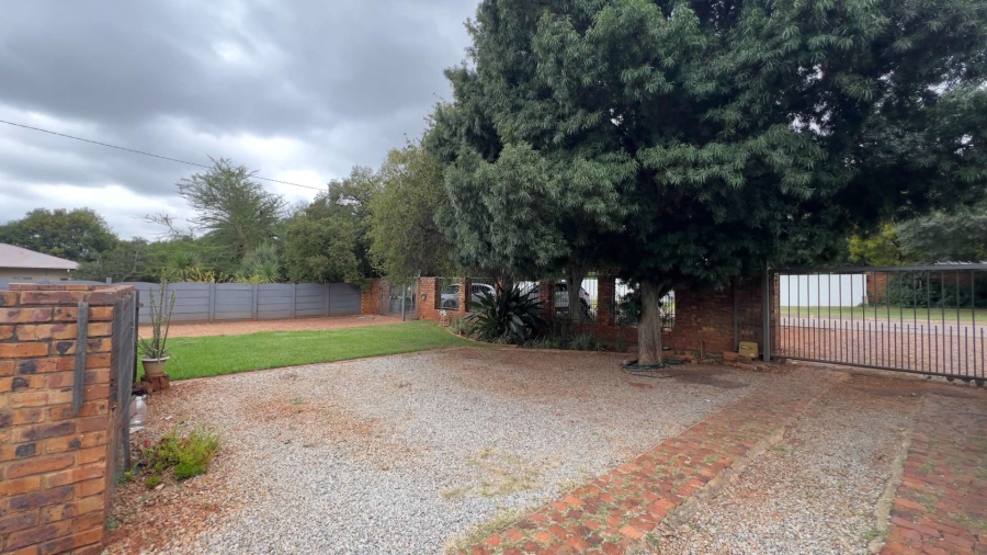 3 Bedroom Property for Sale in Lyttelton Gauteng