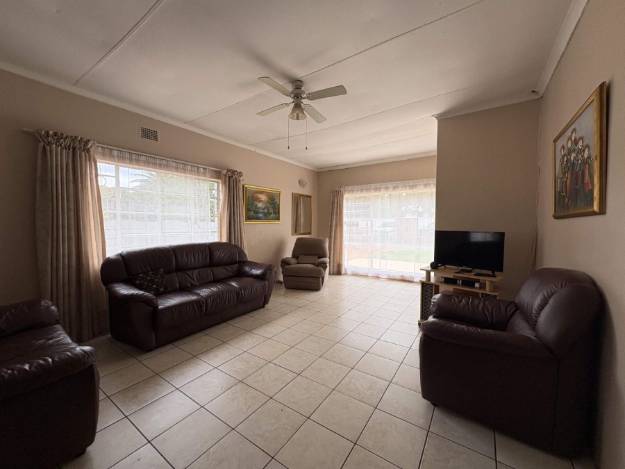 3 Bedroom Property for Sale in Lyttelton Gauteng