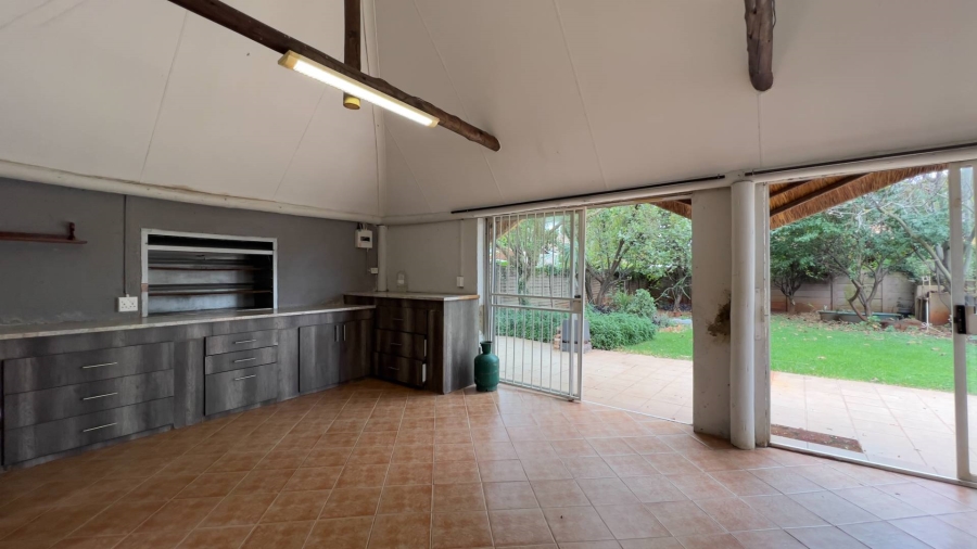 3 Bedroom Property for Sale in Lyttelton Gauteng