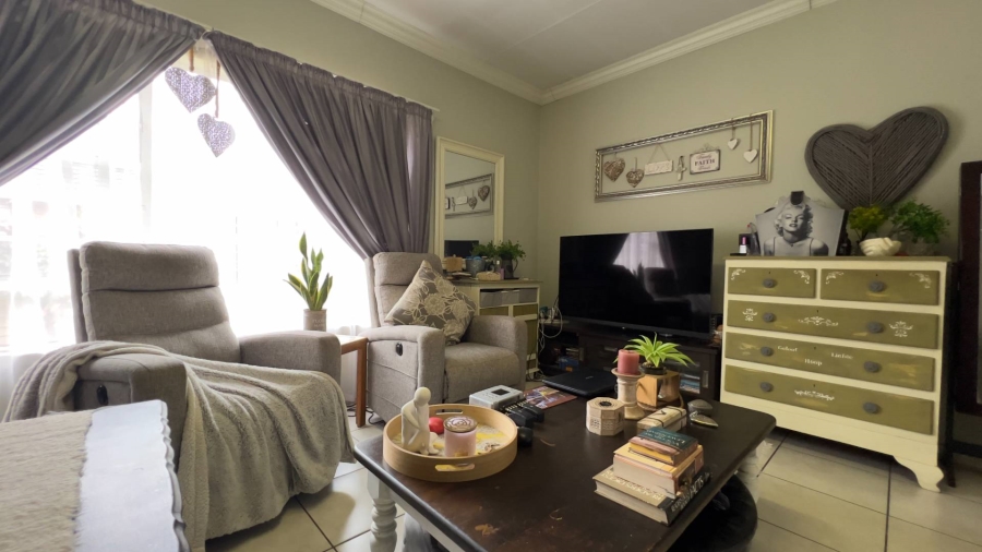 3 Bedroom Property for Sale in Lyttelton Gauteng