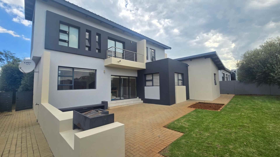 3 Bedroom Property for Sale in Midstream Meadows Gauteng