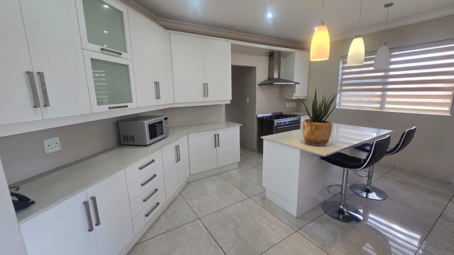 3 Bedroom Property for Sale in Midstream Meadows Gauteng