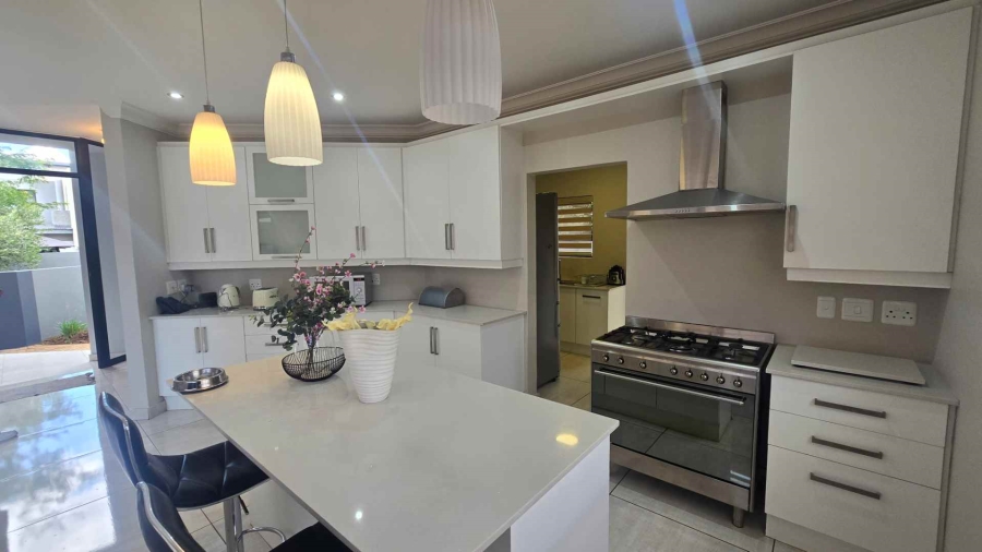 3 Bedroom Property for Sale in Midstream Meadows Gauteng